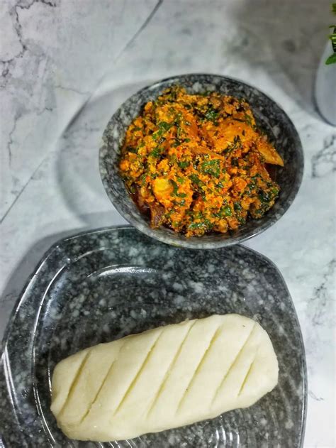 pounded yam and egusi soup Egusi Soup Recipes, Beef Tripe, Food Plus, Nigerian Food, Smoked Fish ...