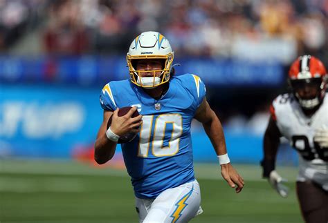 Ravens vs Chargers prediction, odds and picks - October 17 | NFL season ...