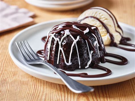 FREE Triple Chocolate Meltdown Is On the Menu at Select Applebee’s in ...