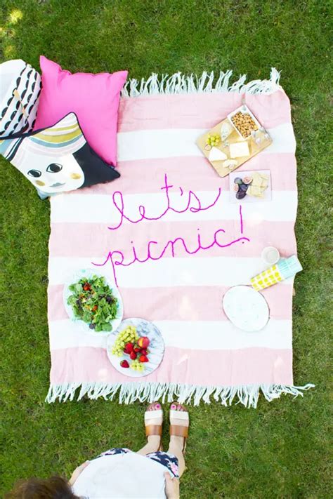 Best Picnic Blanket - My 12 Favorite Options • A Subtle Revelry