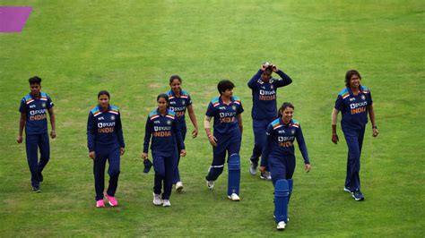 India hope to keep series alive in the second ODI against England
