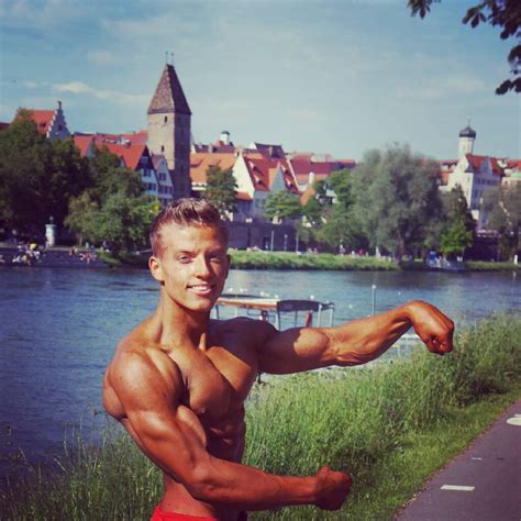 Urs Kalecinski Age, Weight, Height, Olympia, Wife, Calves - Tikkay Khan