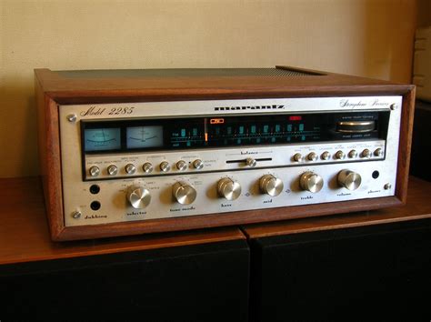 Marantz 2285 Stereo Receivers