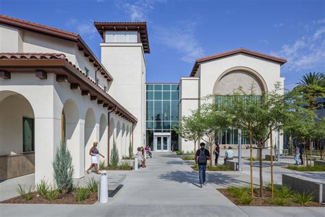 Riverside City College’s Student Services & Admin Building | HMC Architects