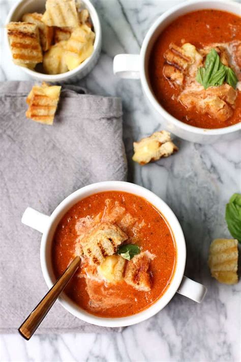 Tomato Soup with Grilled Cheese Croutons - SueBee Homemaker