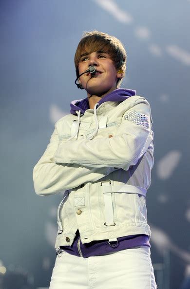 Justin Bieber "My World" Tour With Sean Kingston - Justin Bieber Photo ...