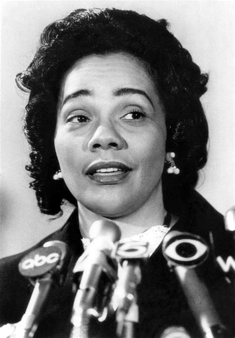 Coretta Scott King, Speaking At A Press Photograph by Everett - Pixels