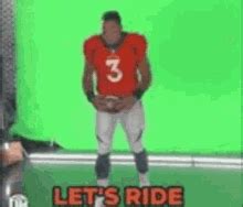 Russell Wilson GIF - Russell Wilson - Discover & Share GIFs