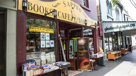 12 of the best places to sell your second-hand books