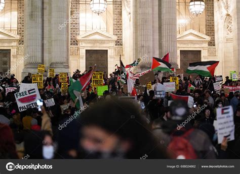 Pro Palestinian Protest November 2023 New York Usa Tonight Front ...