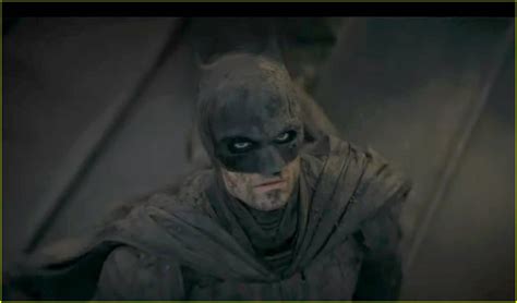 Photo: the batman trailer robert pattinson 02 | Photo 4645590 | Just Jared