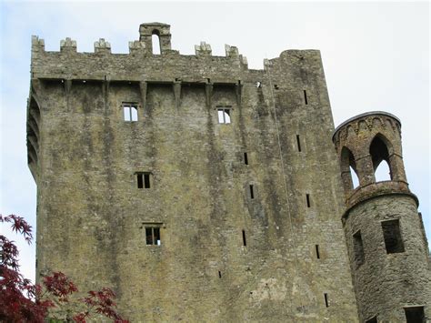 10 Things To Know Before You Kiss The Blarney Stone - Linda On The Run