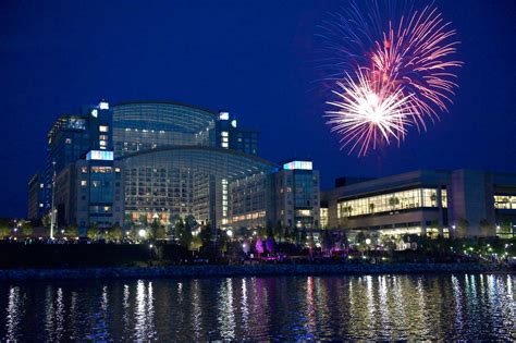 National Harbor Fireworks at Gaylord National Resort