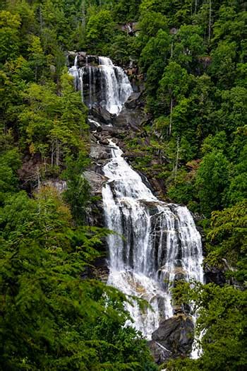 11 Must-See Waterfalls Near Brevard | North Carolina Travel Guide