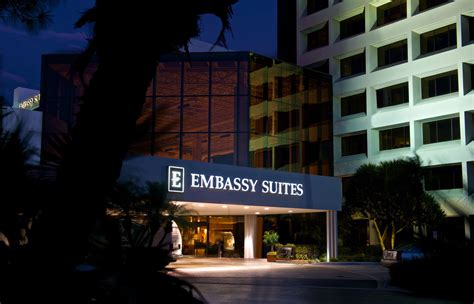 Embassy Suites by Hilton Palm Beach Gardens PGA Boulevard, 4350 Pga ...