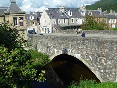 Crafty Green Poet: Bridges in the Borders