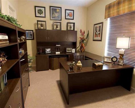 Ideas for Decorating Your Office at Work | Scrivania