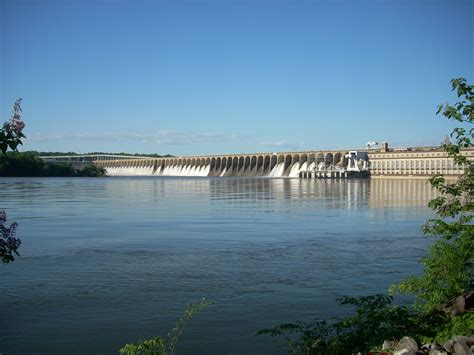 ART in the WIND: Scenic North Alabama: Wilson Dam at Florence, Alabama, May 4, 2010