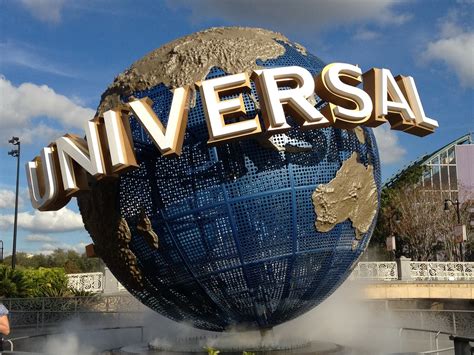 Universal Studios (Globe) - Orlando, Florida | 7-12-2012 - T… | Flickr