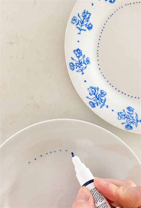 Painting Porcelain Plates - Ashley Brooke