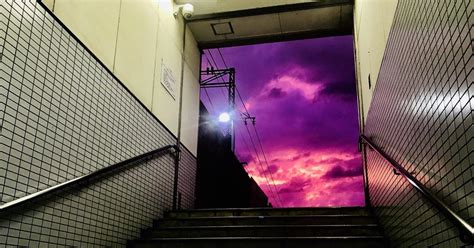 Japan typhoon: Typhoon Hagibis brings vivid purple sky to parts of Japan - CBS News