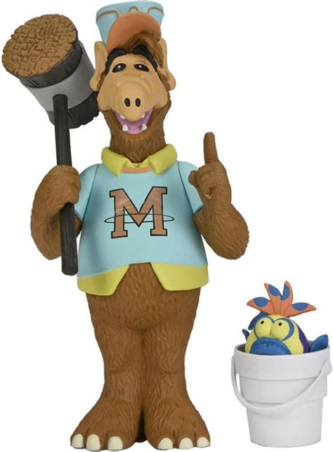 NECA ALF Toony Classics Gordon Shumway 6 Action Figure with Mallet, Fish Bucket - ToyWiz