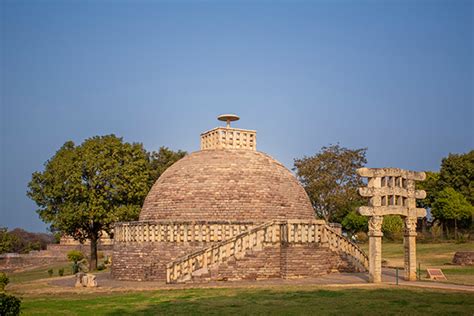 Stupa at Sanchi: Information, History, Timings, Entry Fee, Architecture