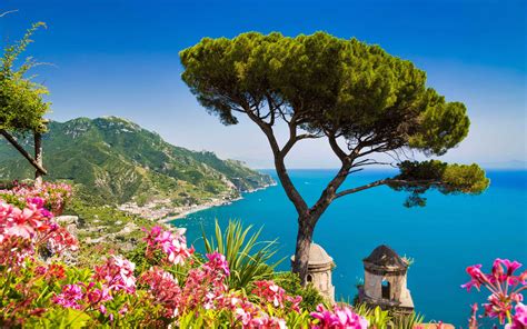 Amalfi Coast 4K Ultra HD Wallpaper