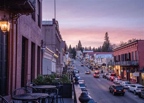 15 Unique and Fun Things to do in Nevada City, California - Live Like It's the Weekend