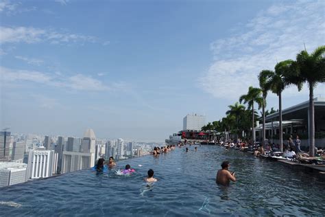 Marina Bay Sands World’s Largest Rooftop Infinity Pool - Lamyerda