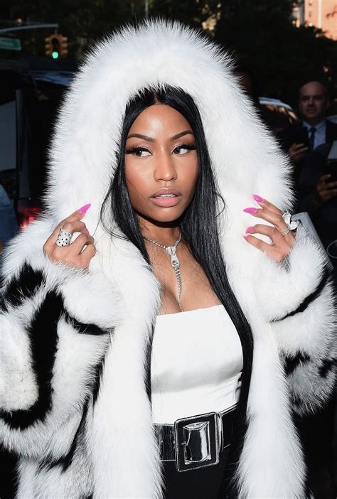 Nicki Minaj Was A Stone Cold Stunner at the Oscar de la Renta Show | Nicki minaj pictures, Nicki ...