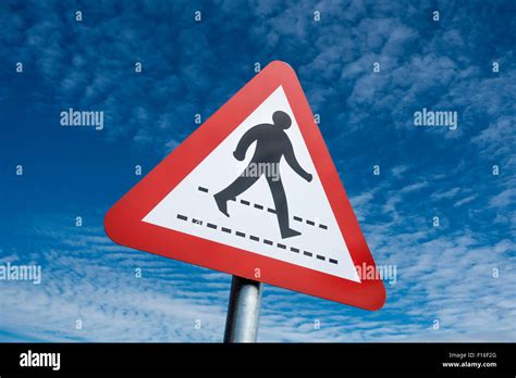 Pedestrian Crossing Road Sign Stock Photo - Alamy