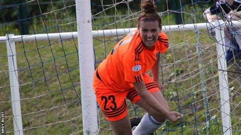 Glasgow City move eight points clear at top of SWPL - BBC Sport