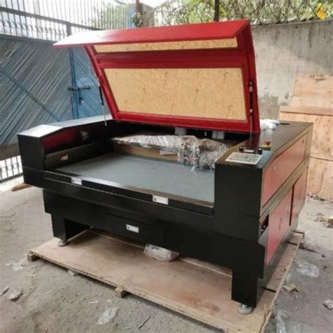 Acrylic Cutting Machine at Rs 330000/per piece | Acrylic Cutting Machine in New Delhi | ID ...