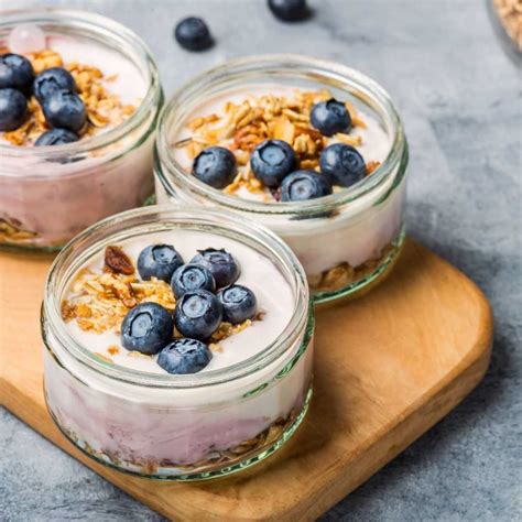 Berry Yogurt Bowl by Get Going | Get Going Personal Training