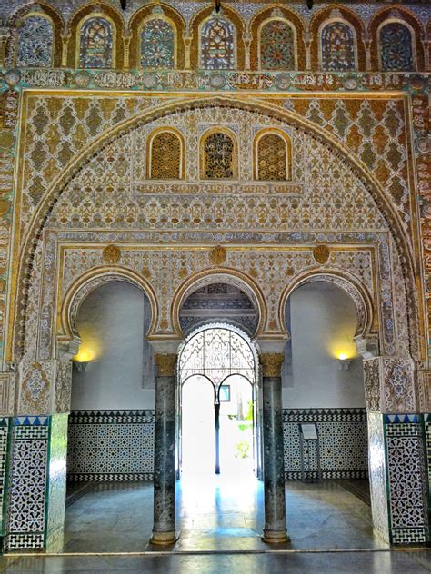 Discover Mudejar architecture at the Real Alcazar - WORLD WANDERISTA