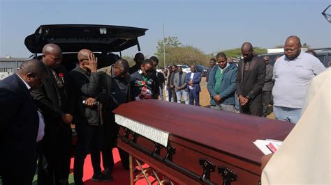 Prince Mangosuthu Buthelezi’s remains to be taken to his home in ...