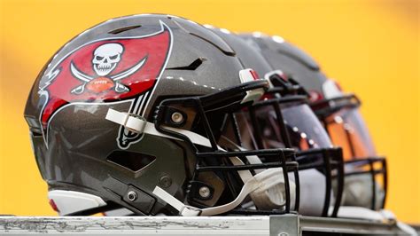 Report: Bucs to Hire Seahawks’ Dave Canales as OC