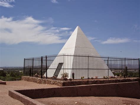 Finding Arizona: That Big, White Pyramid