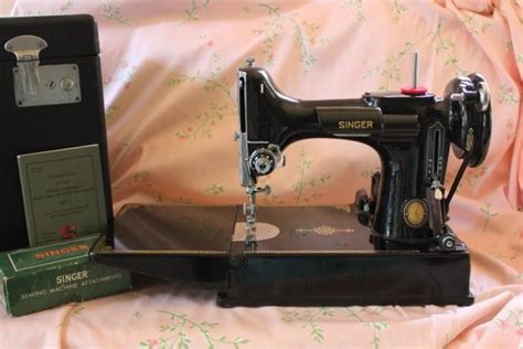 Singer Featherweight 221 commemorative Centennial Model 1851-1951 ...