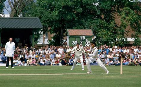 LARRY GOMES BATTING for the West Indies during their cricket matc - Old ...