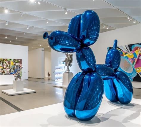 Jeff Koons Balloon Dog - wallpaperbonked