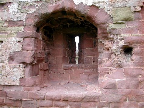 Ruddlan Castle, North Wales. : r/castles