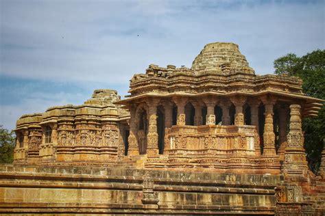 Modhera Sun Temple: Timings, Architecture, Entry Fee | Veena World