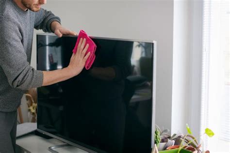 How to Clean Any TV Screen | HGTV