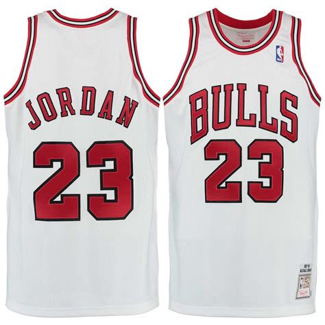 Men's Chicago Bulls Michael Jordan Mitchell & Ness White 1997-98 Authentic Home Jersey