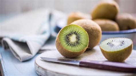 Can You Eat Kiwi Skin?