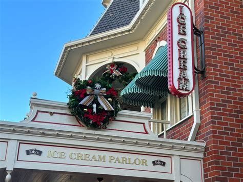 PHOTOS: First Christmas Decorations Arrive at Magic Kingdom for 2023 ...