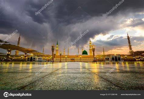 Holy Masjid Located City Madinah Saudi Arabia One Largest Mosque ...