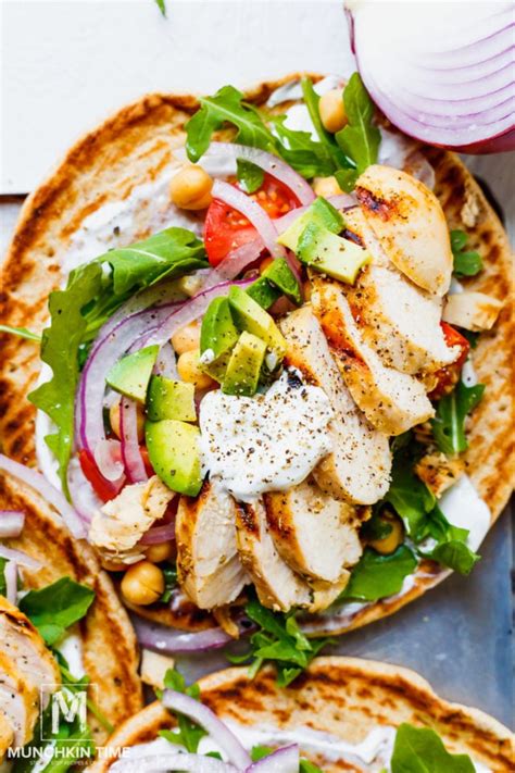 Make this Mouthwatering Grilled Chicken Pita at Home